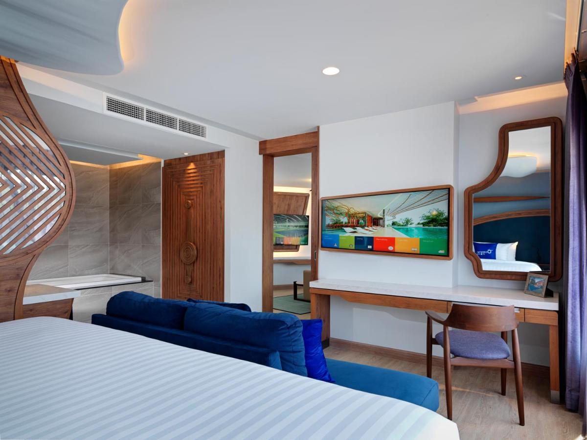 The Oceanic Sportel Phuket - Sha Extra Plus Exterior photo Deluxe Room