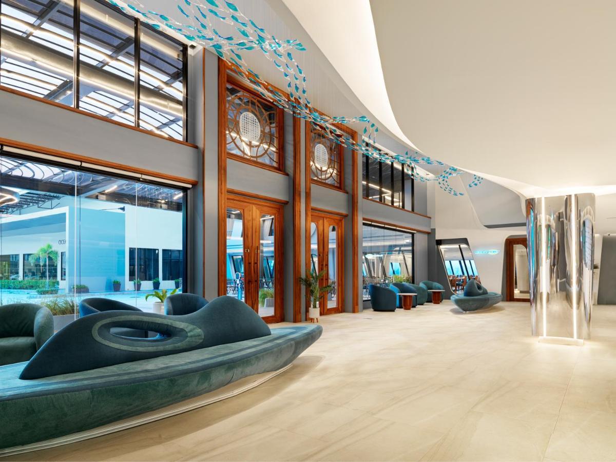 The Oceanic Sportel Phuket - Sha Extra Plus Exterior photo Interior of the hotel